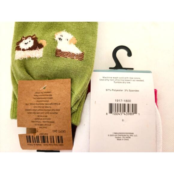 NOVELTY SOCKS-Dogs-Bunny-Green-White-Whimsical-Fun Socks-Regular Size - Picture 4 of 6